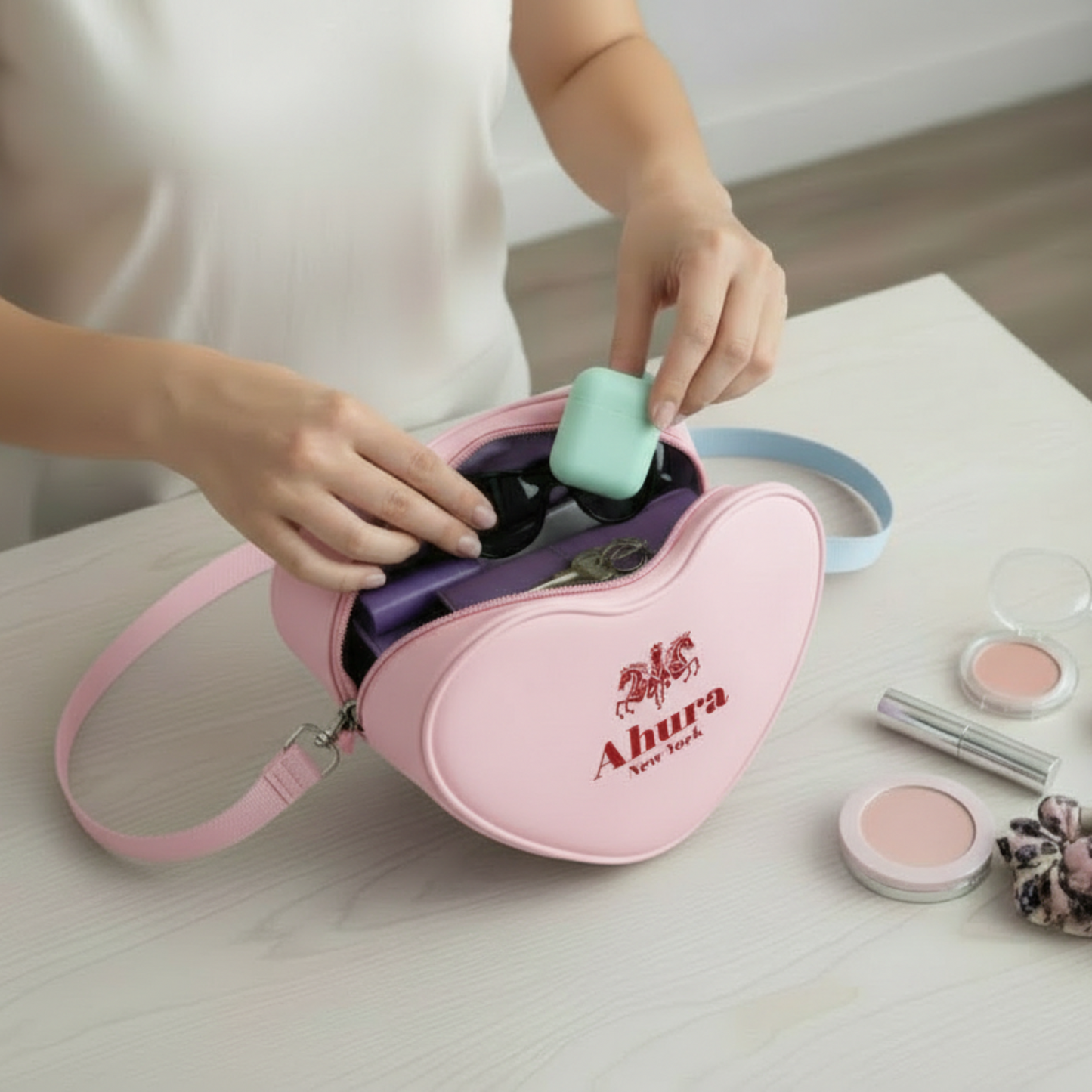 Ahura Silicone Heart Shape Crossbody Bags